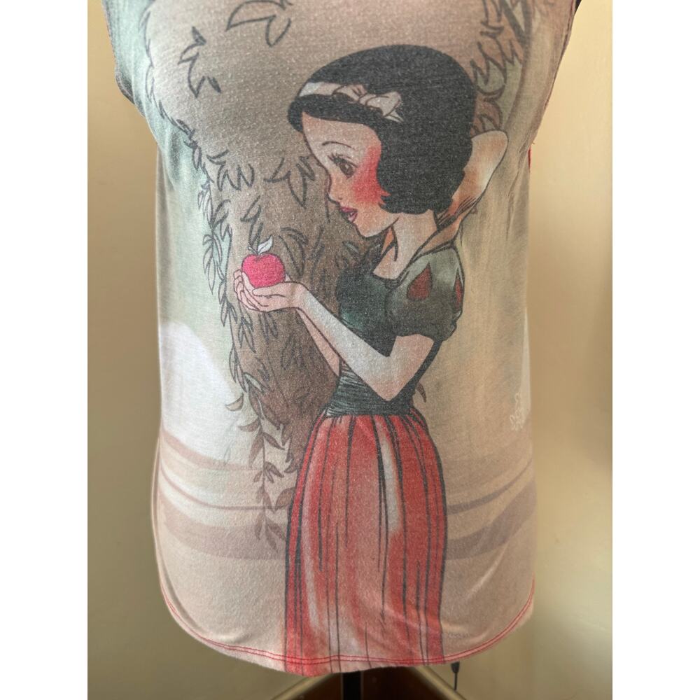 Disney Snow White Sleeveless Graphic Tunic Tank Top Size Small - Picture 2 of 10